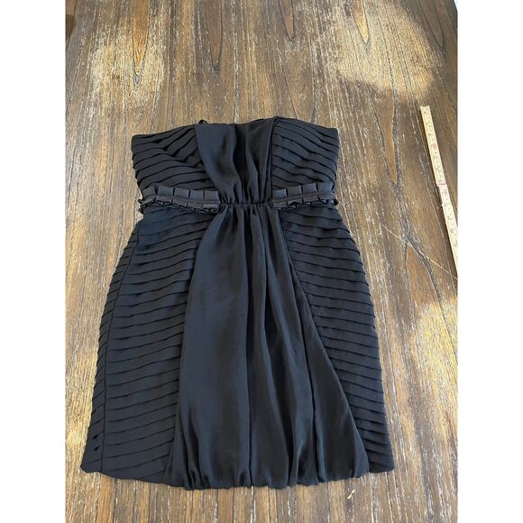 BCBGeneration Strapless Pleated Bubble-Hem Cocktail Dress | Size 0 - Picture 13 of 13